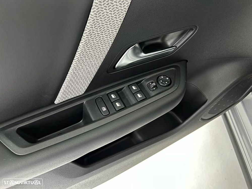 Citroën C4 1.2 PureTech Feel Pack EAT8 - 11