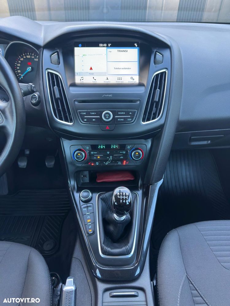 Ford Focus 1.5 EcoBlue Start-Stopp-System TITANIUM - 21