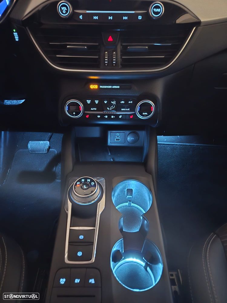 Ford Kuga 2.5 Duratec PHEV TITANIUM - 14