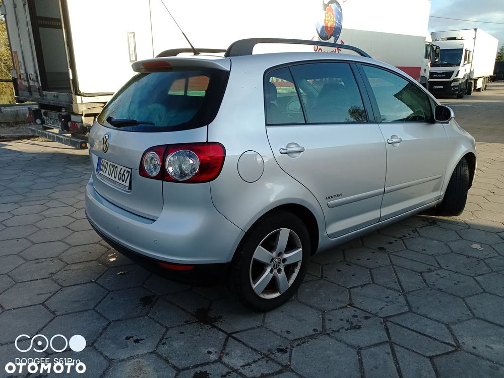 Volkswagen Golf Plus 1.9 TDI Trendline - 4