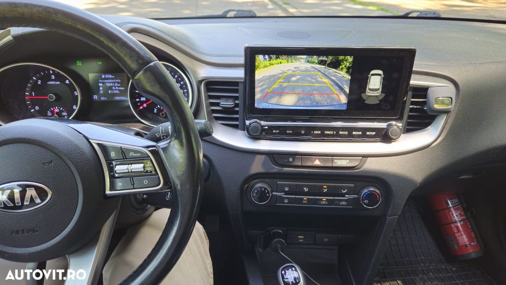 KIA Ceed 2020 — imagine 9