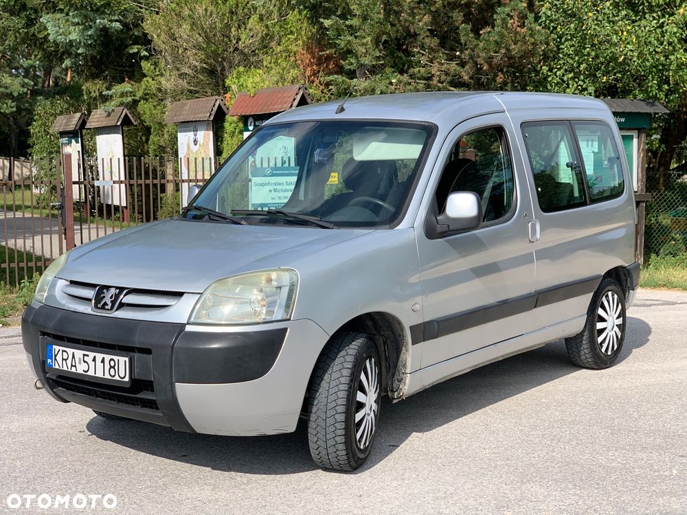Peugeot Partner Combi 1.4 - 10