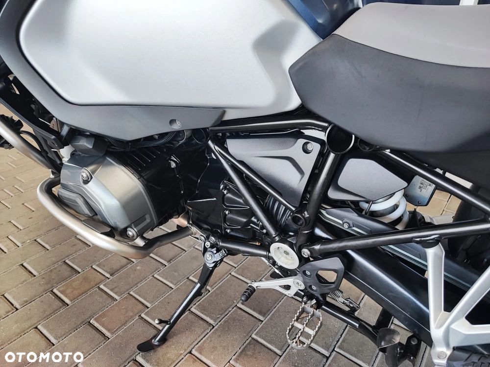 BMW R - 18