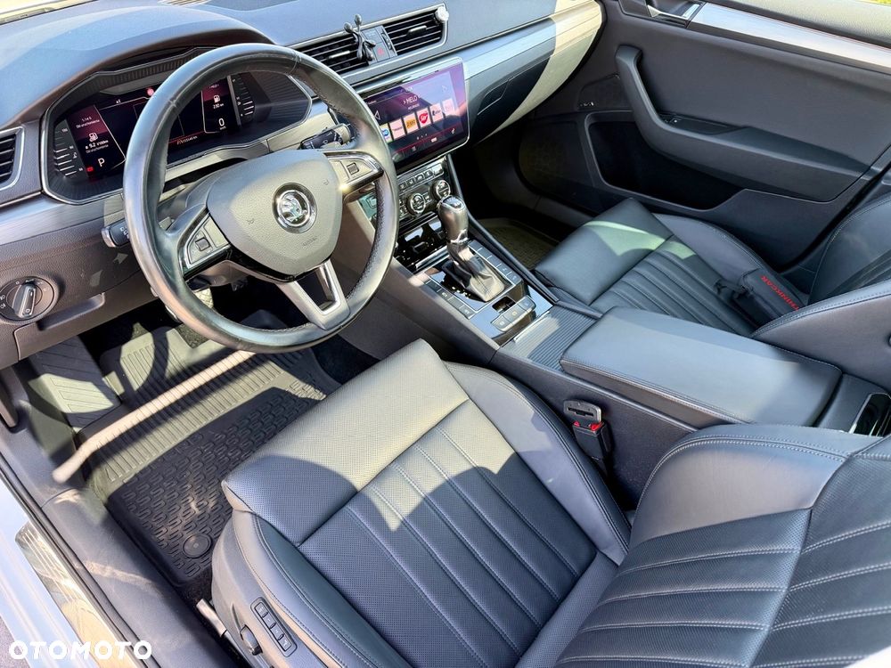 Skoda Superb 2.0 TDI DSG L&K - 20