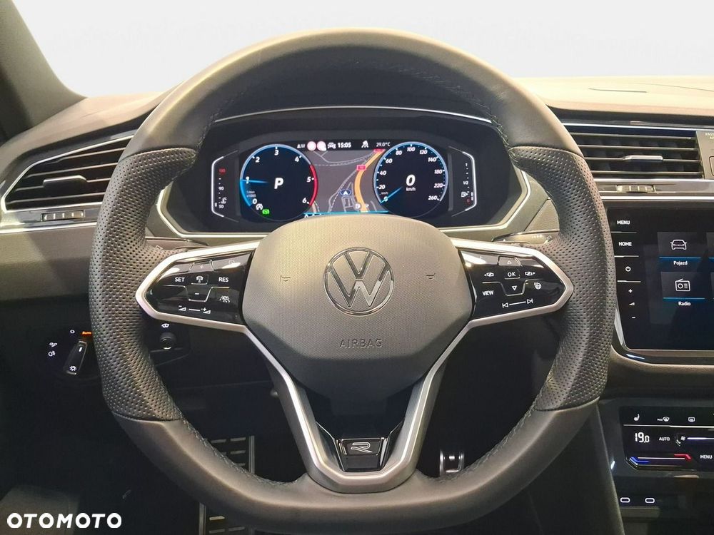 Volkswagen Tiguan - 18