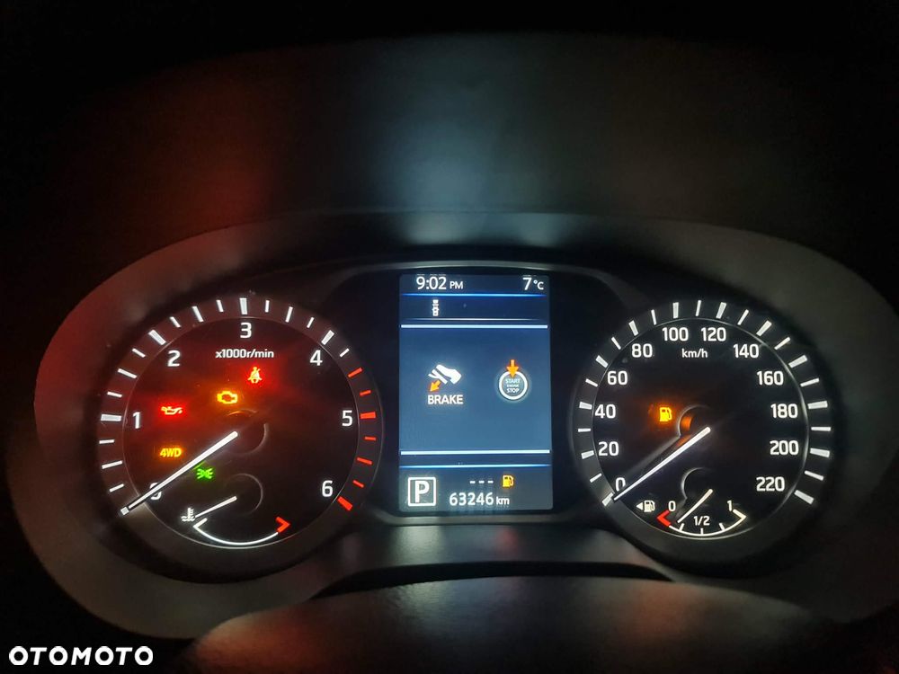 Nissan Navara DC 4x4 Autm EU6 N-Guard - 8