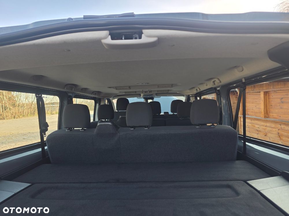 Renault Trafic - 32