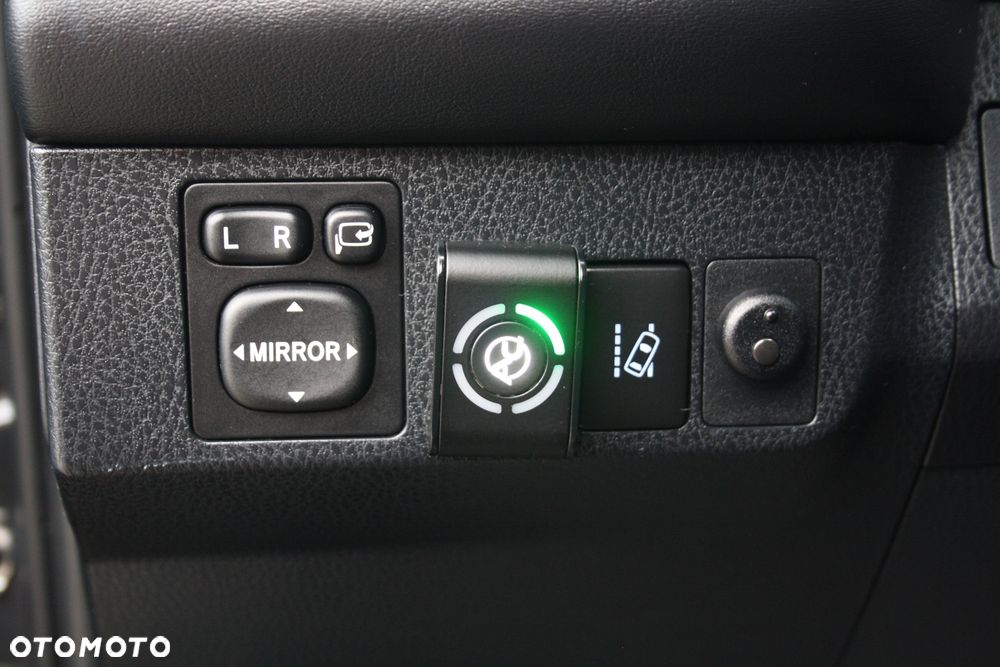 Toyota RAV4 Hybrid Style 4x2 - 30