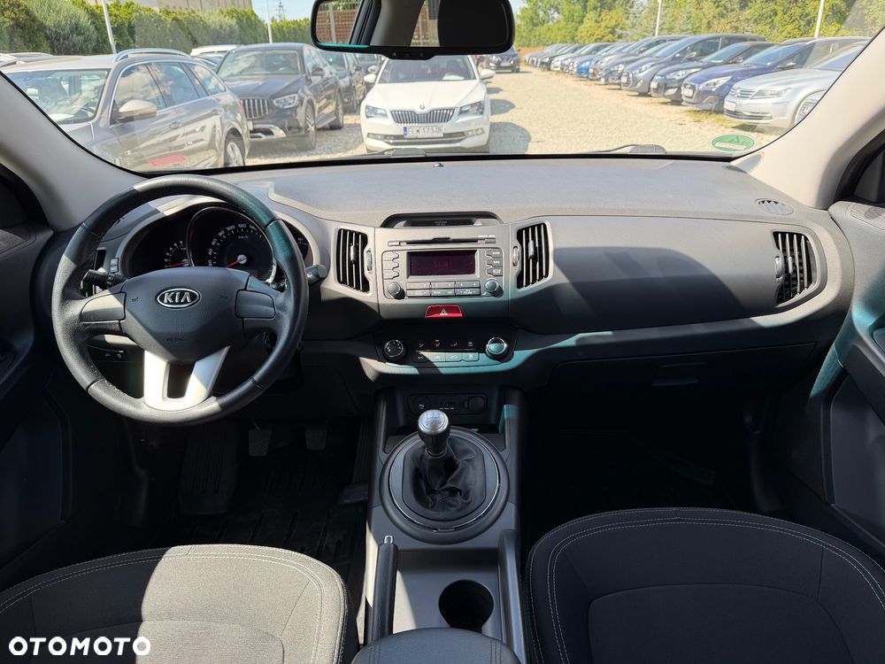 Kia Sportage 2.0 CVVT 2WD Vision - 27