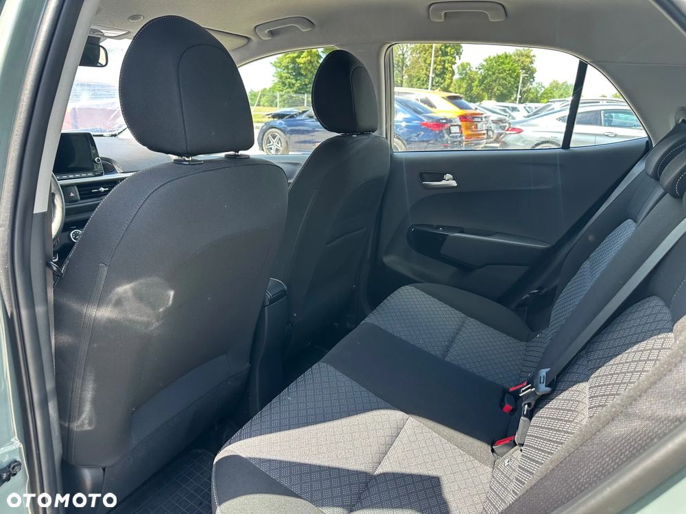 Kia Picanto - 8