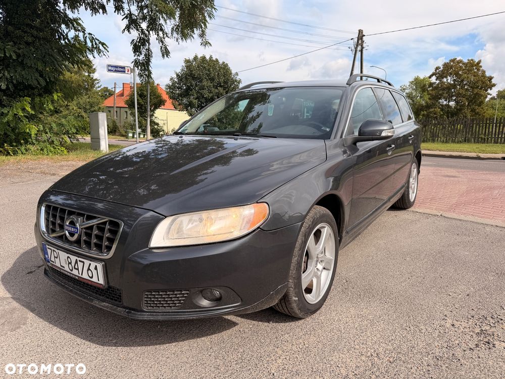 Volvo V70 D3 Geartronic Kinetic - 1