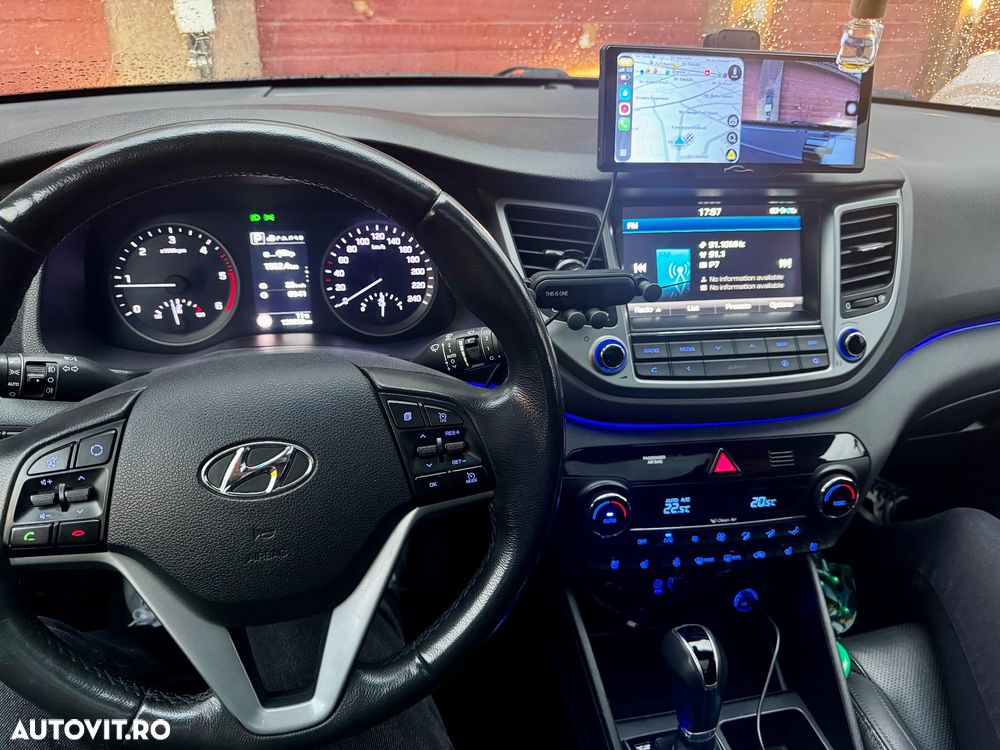 Hyundai Tucson 2.0 CRDI 4WD 6AT Luxury Pack+ - 12