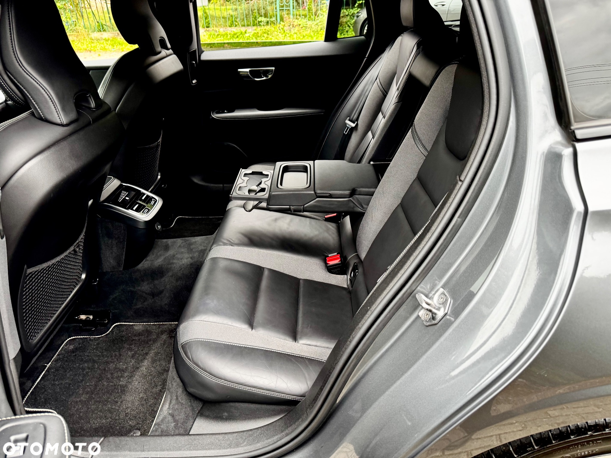 Volvo V60 B3 B Geartronic RDesign - 31
