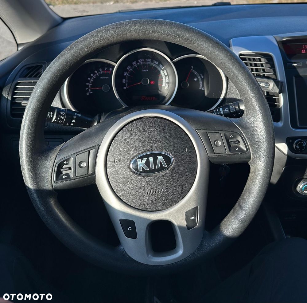 Kia Venga 1.4 M - 12