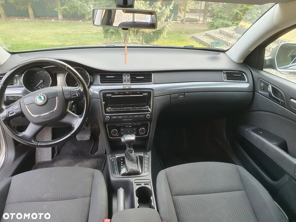 Skoda Superb 2.0 TDI DSG Active - 7