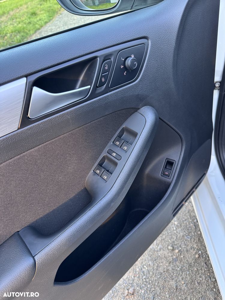 Volkswagen Jetta 1.4 TSI DSG Comfortline - 18