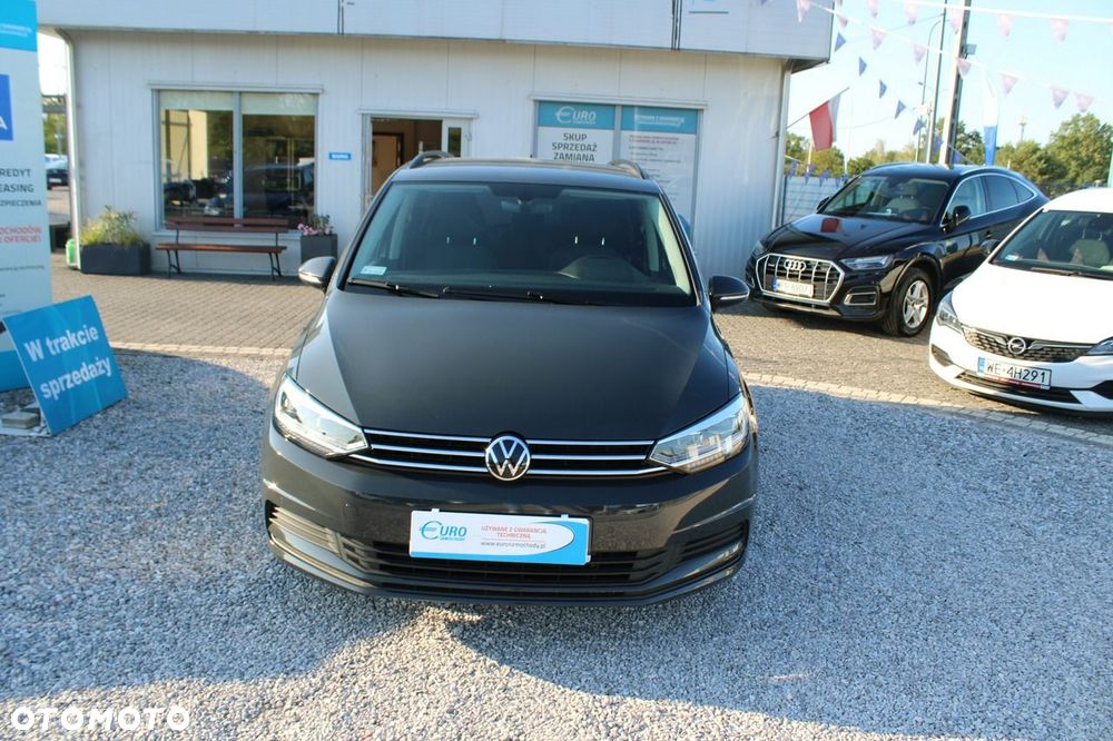 Volkswagen Touran - 3