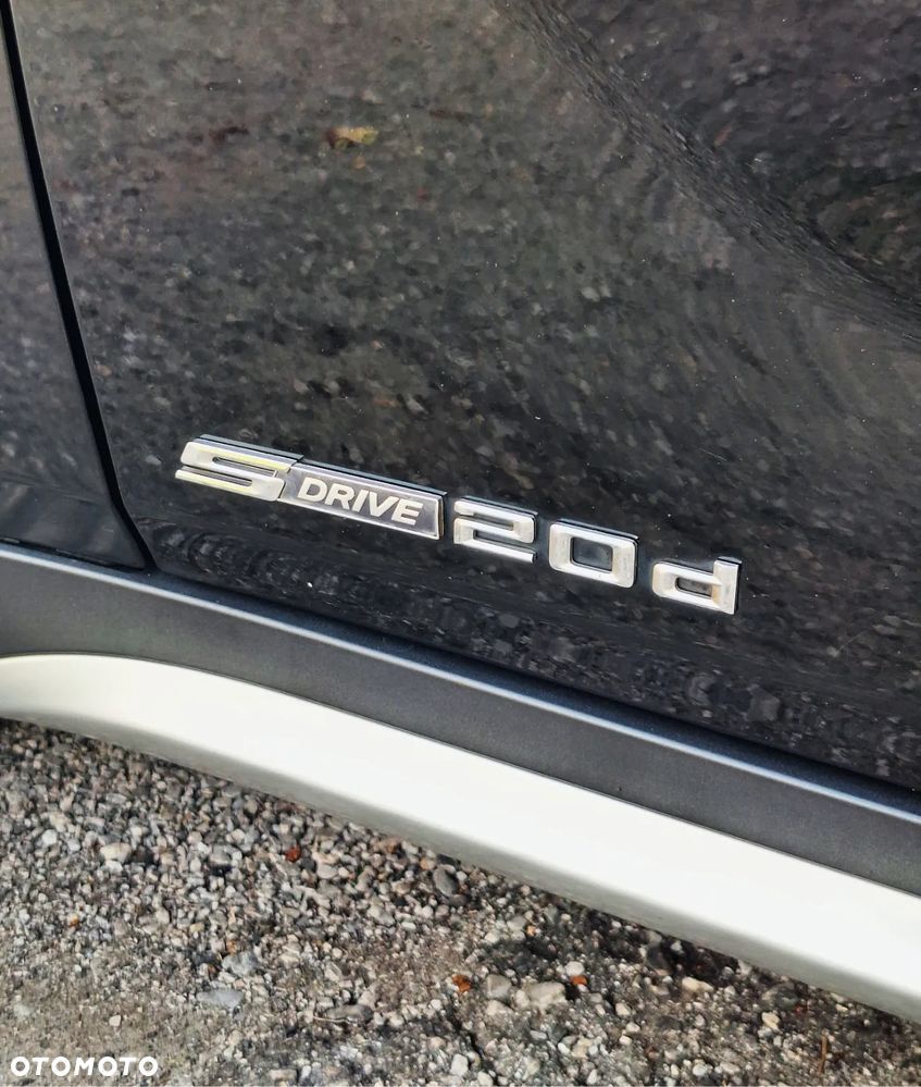 BMW X1 sDrive20d - 9