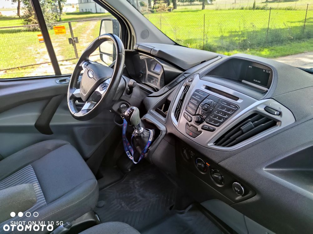 Ford Transit Custom - 9
