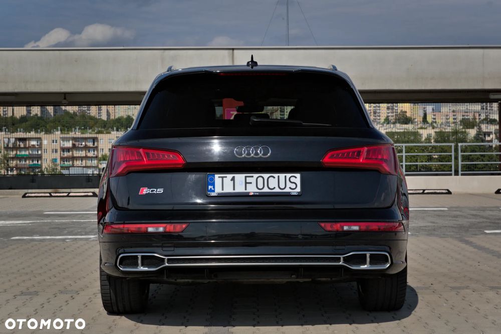 Audi SQ5 - 5