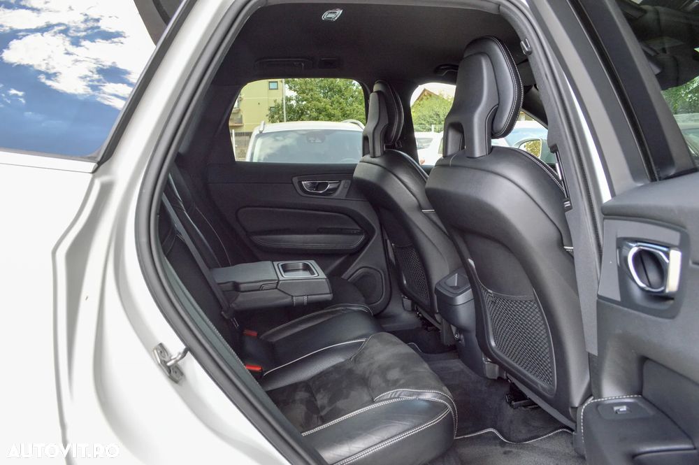 Volvo XC 60 D4 AWD R-Design - 20