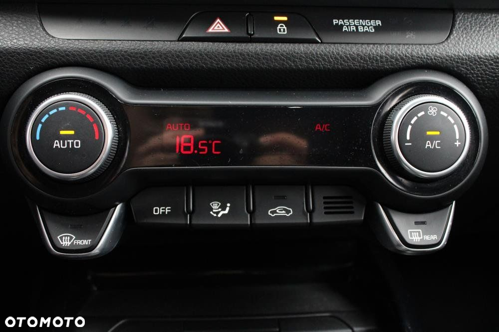 Kia Stonic - 18