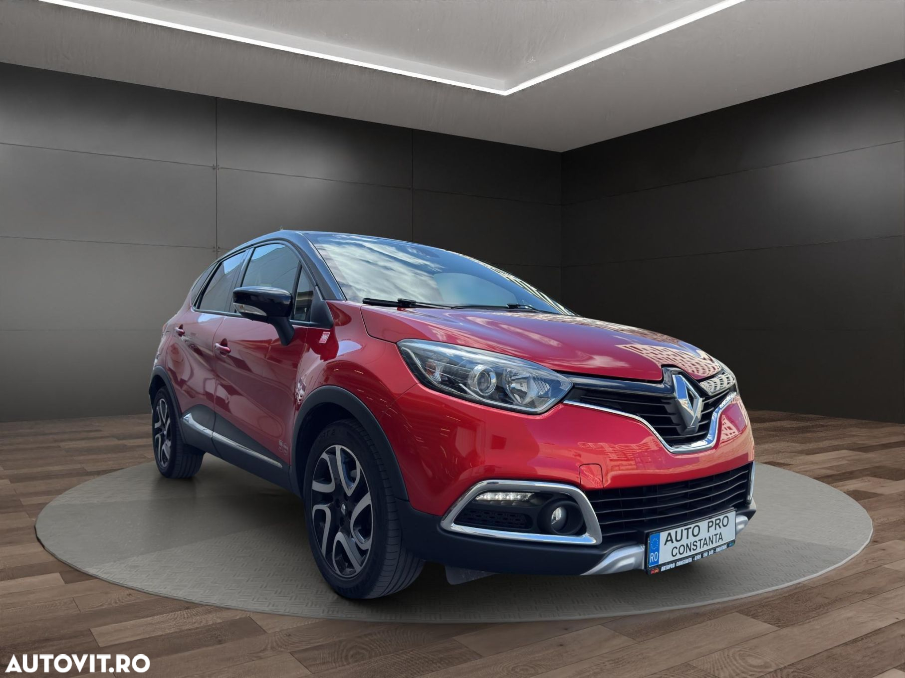 Renault Captur dCi 90 EDC Helly Hansen - 2
