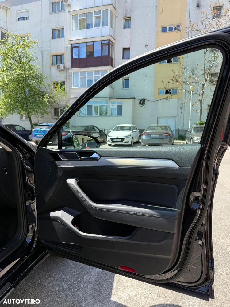 Volkswagen Passat - 8