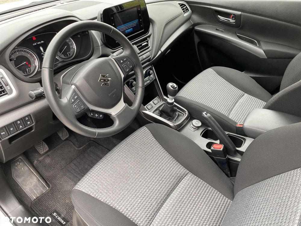 Suzuki SX4 S-Cross - 10