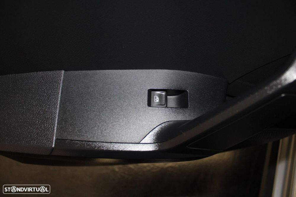 SEAT Arona 1.0 TSI FR - 20