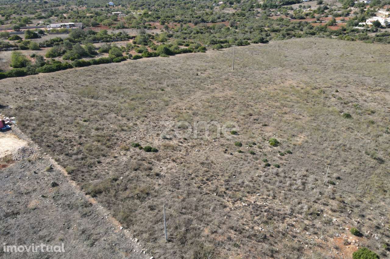 Terreno em Paderne com 6.8hact - Grande imagem: 2/17