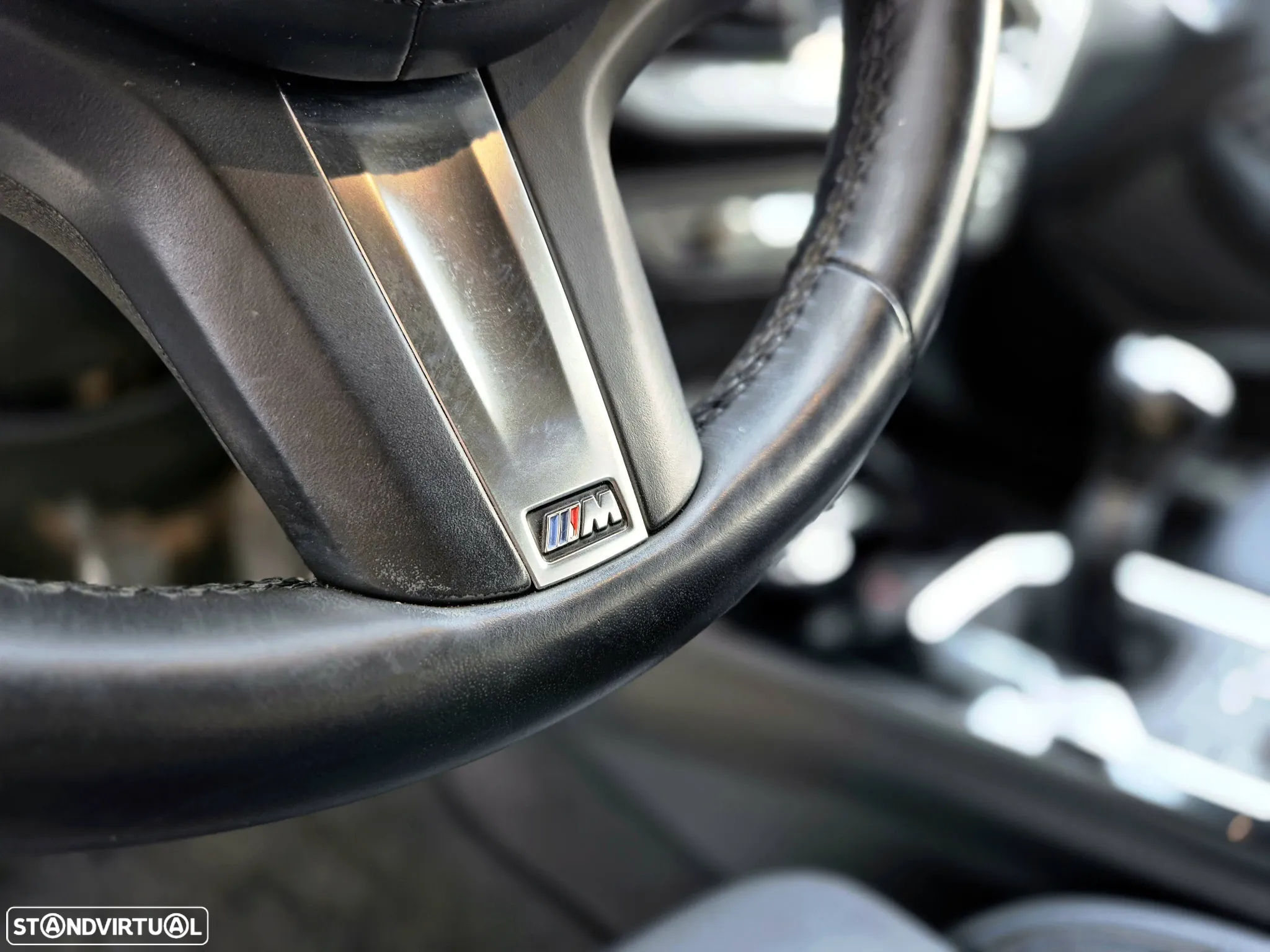 BMW 116 d Pack Desportivo M - 22