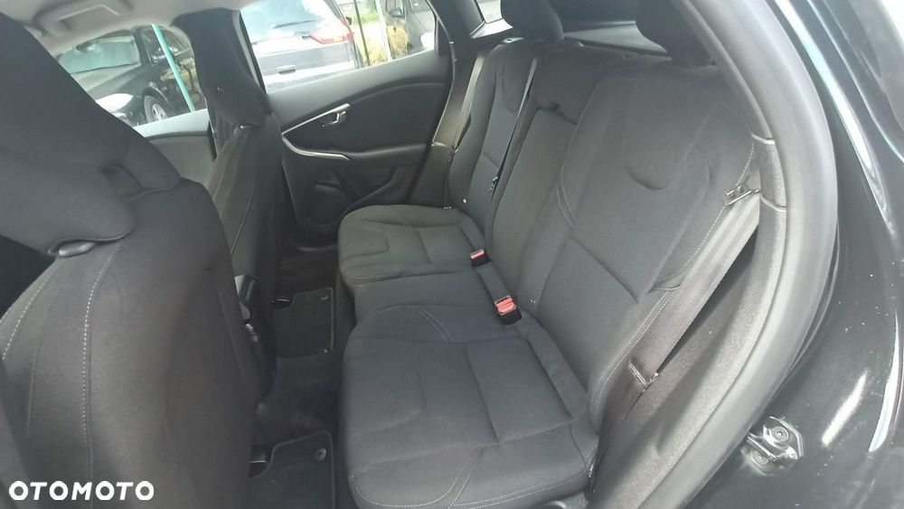 Volvo V40 - 30