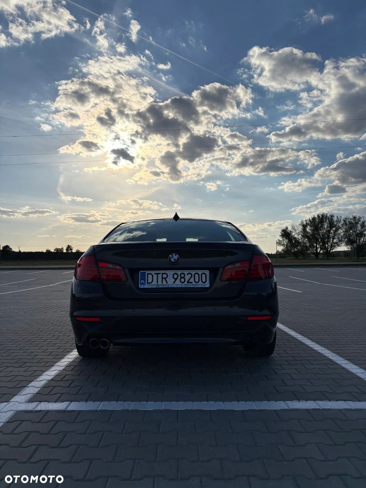 BMW Seria 5 520d - 10