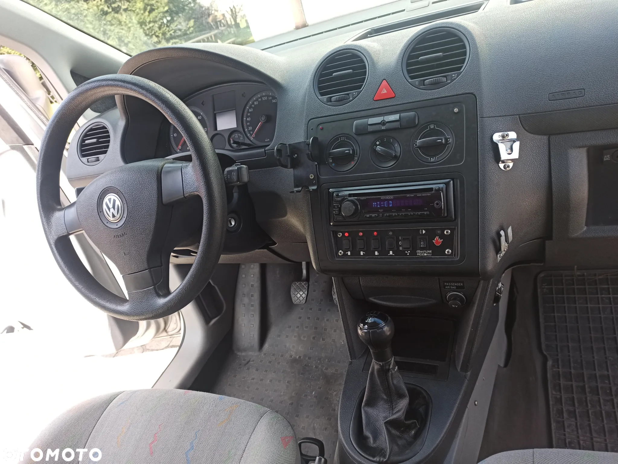 Volkswagen Caddy - 8