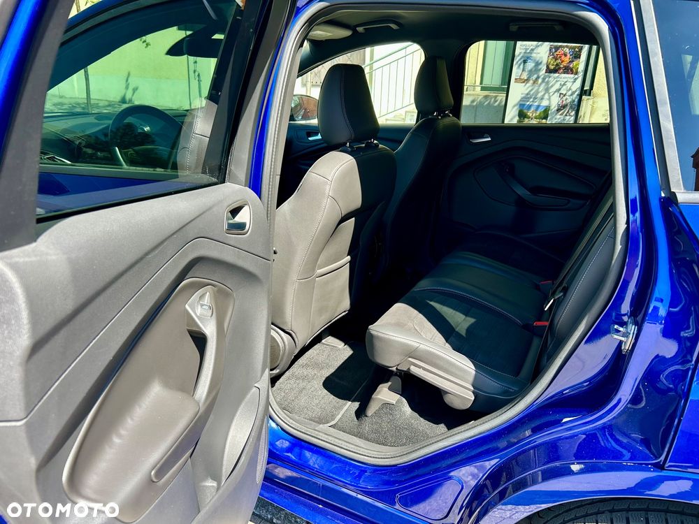 Ford Kuga 1.5 EcoBoost 2x4 Titanium - 17