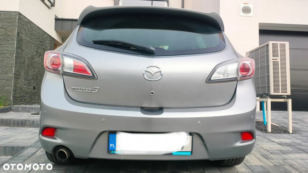 Mazda 3 1.6 Navi + - 5