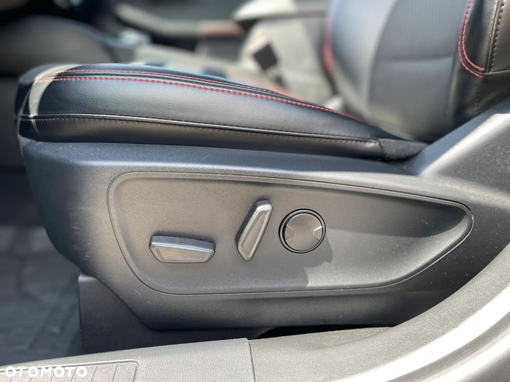 Ford Kuga 2.0 EcoBoost AWD ST-Line ASS - 24