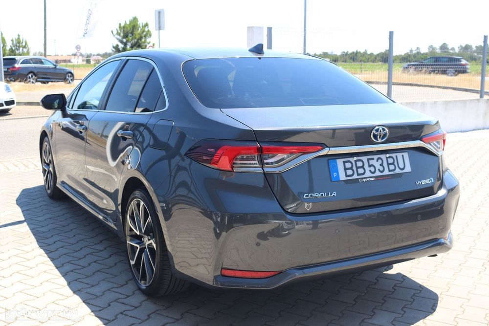 Toyota Corolla SD 1.8 Hybrid Luxury - 19