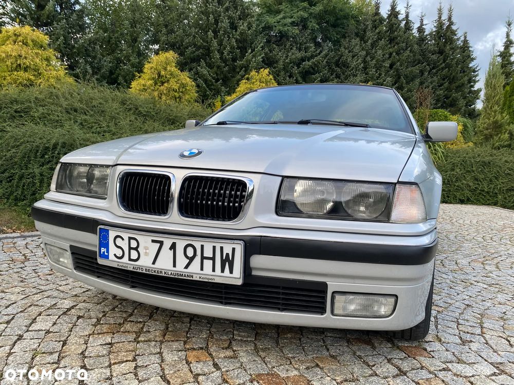 BMW Seria 3 318ti - 17