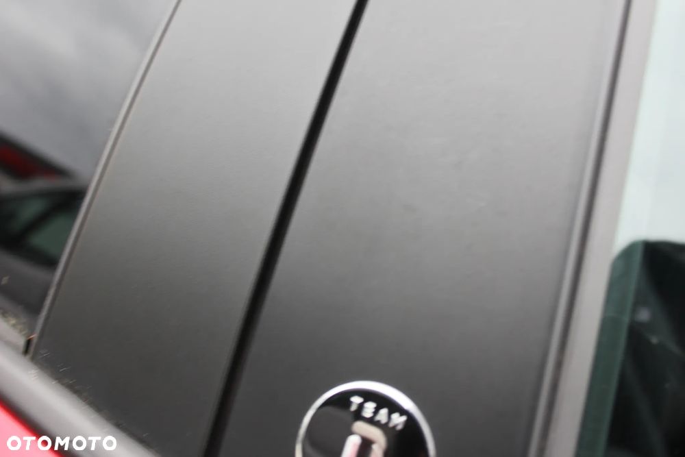 Toyota Corolla 2.0 Hybrid Executive - 11