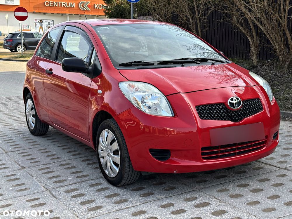 Toyota Yaris 1.0 Luna A/C - 4