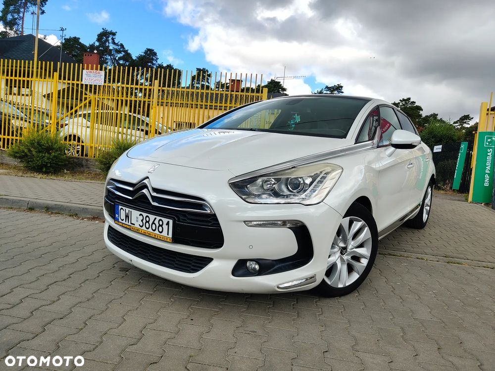 Citroën DS5 THP 155 SoChic - 2