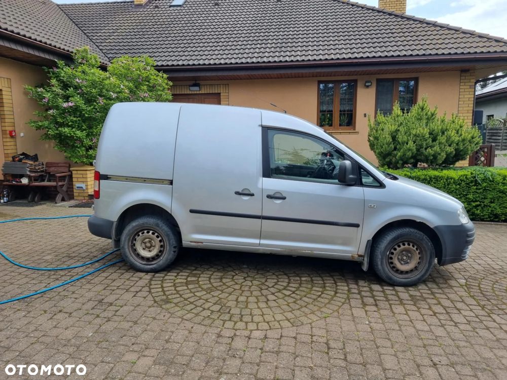Volkswagen Caddy - 4