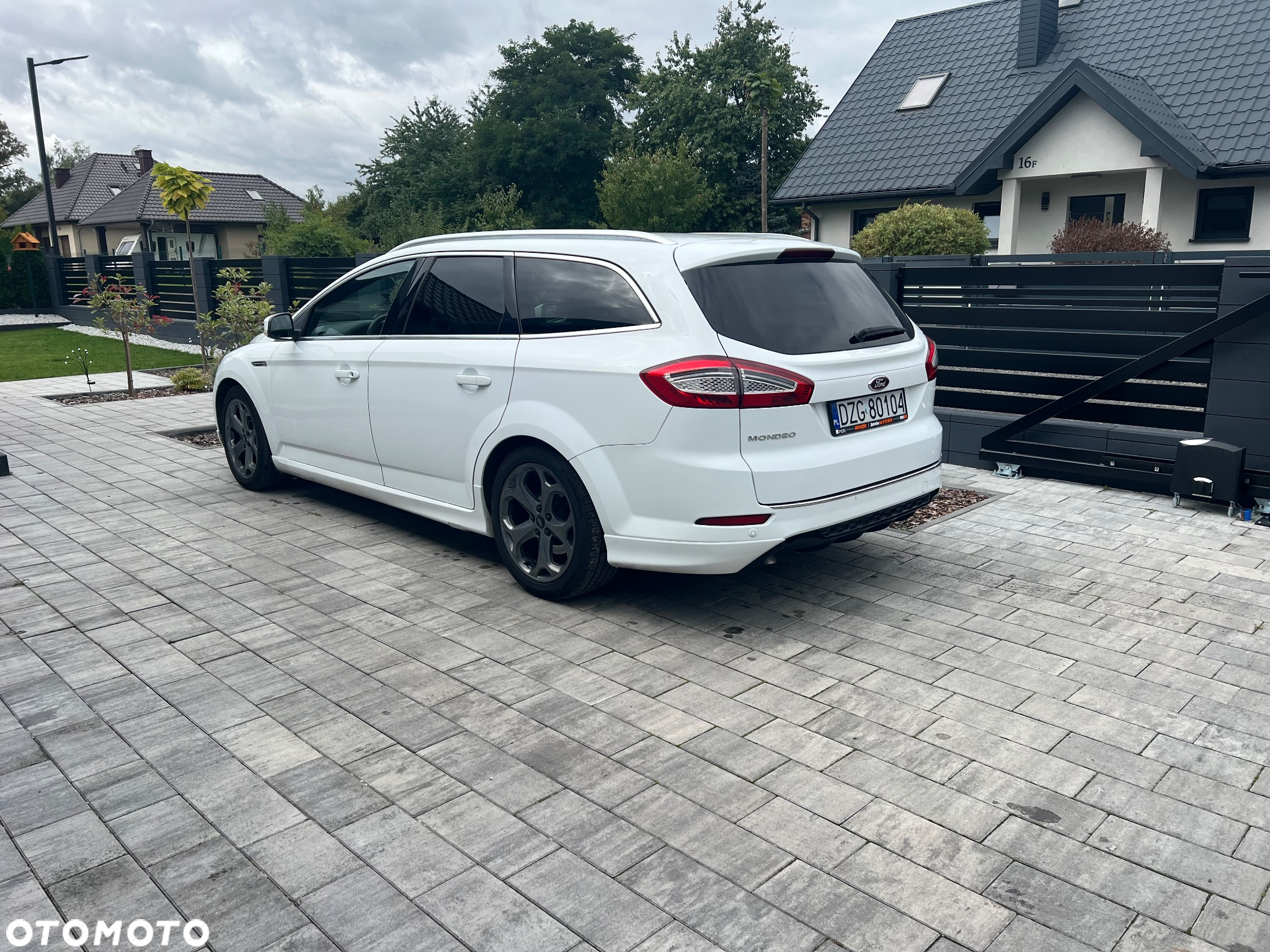 Ford Mondeo - 14