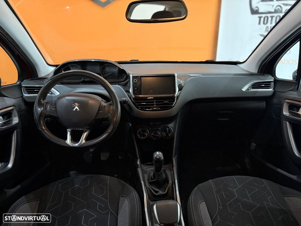 Peugeot 2008 1.2 PureTech Style - 9