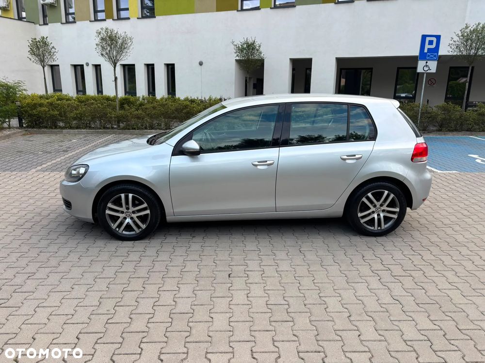 Volkswagen Golf - 8