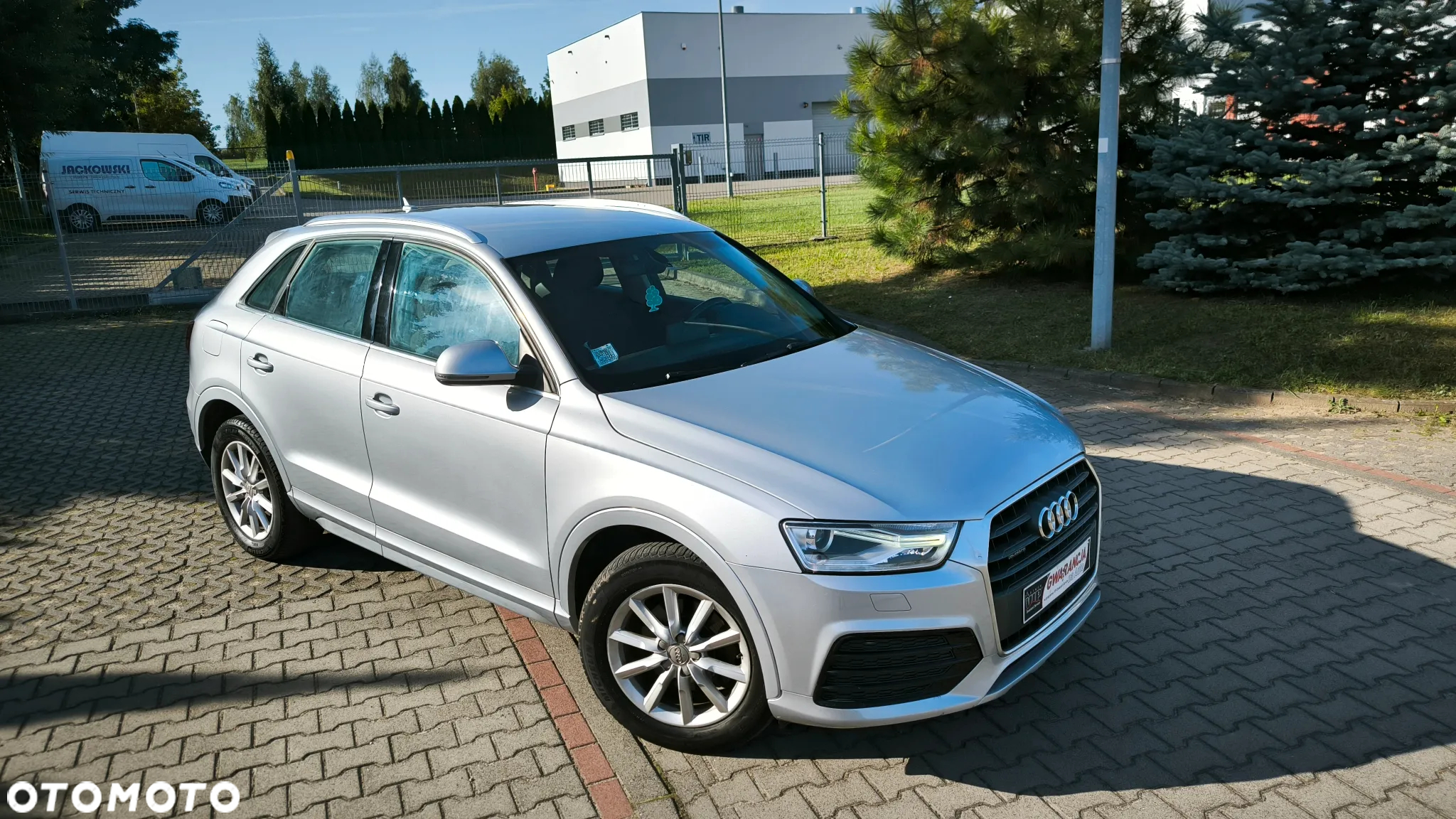Audi Q3 2.0 TDI quattro S tronic design - 2