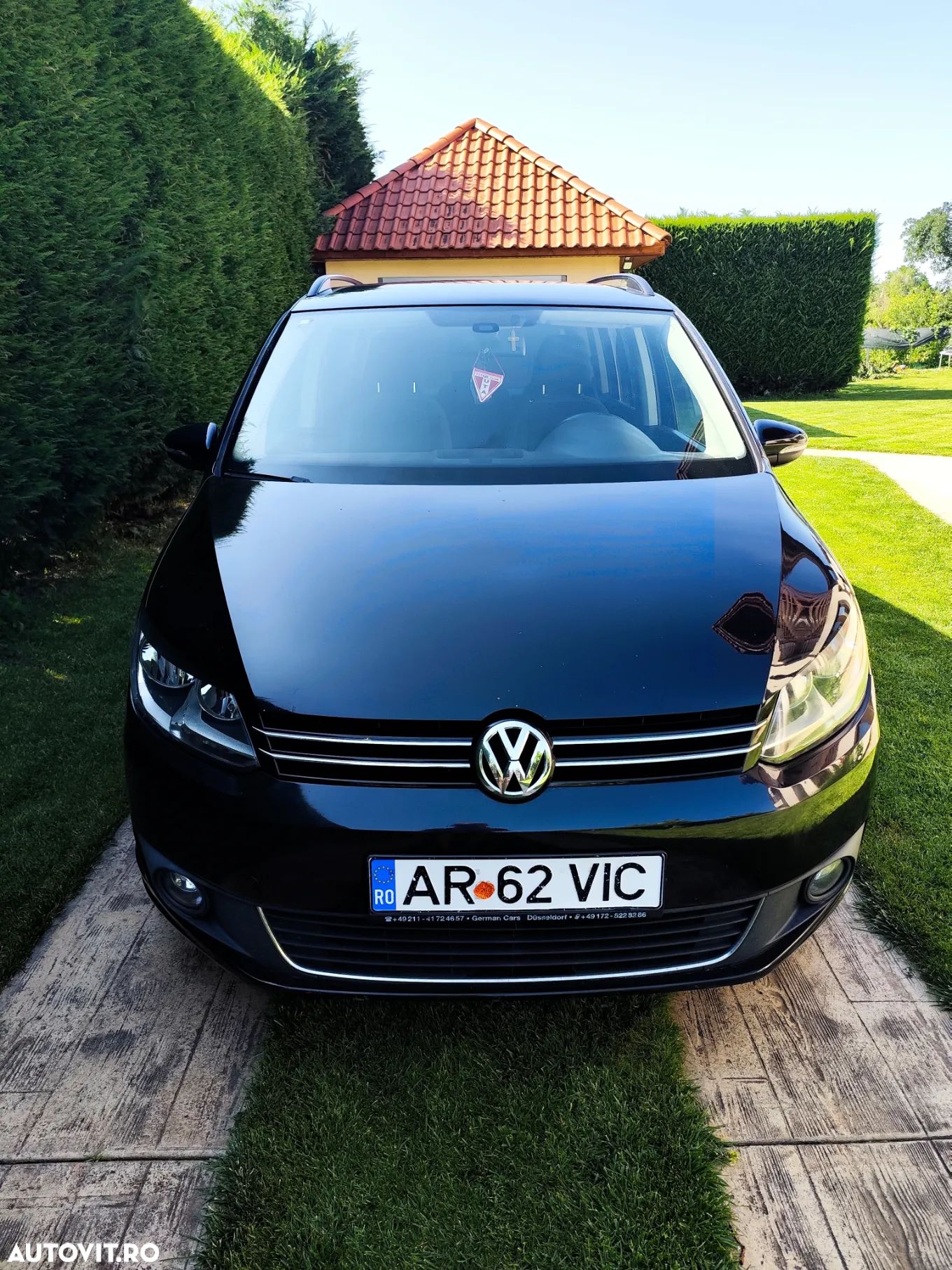 Volkswagen Touran Cross 1.6 TDI DSG - 1