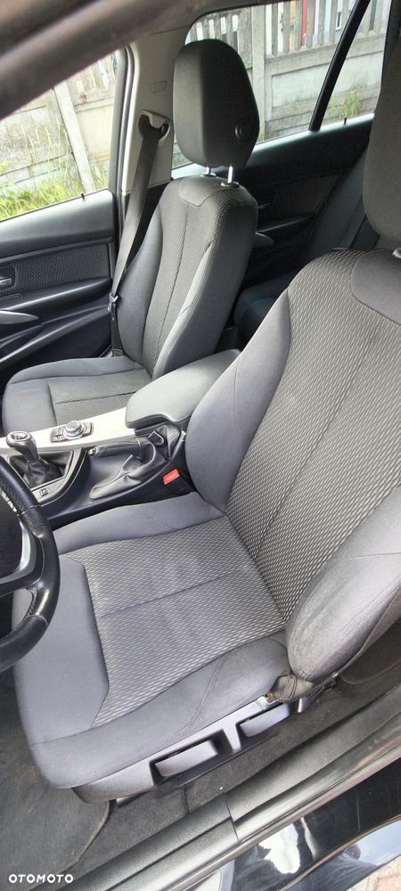 BMW Seria 3 318d DPF Edition Exclusive - 9
